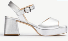 Unisa low block heel sandal