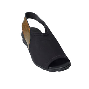 stretchy back strap metallic feature peep toe Heel height: 2.5 cm Material: Leather/stretch Lining: Leather Sole: Rubber Available widths: B (Medium Fit) side view